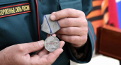 В Уфе семье солдата ВОВ передали найденную в Латвии медаль За отвагу